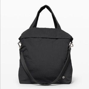 On My Level Tote 30L*